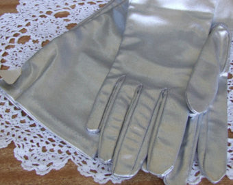 Gorgeous Plastic Gloves